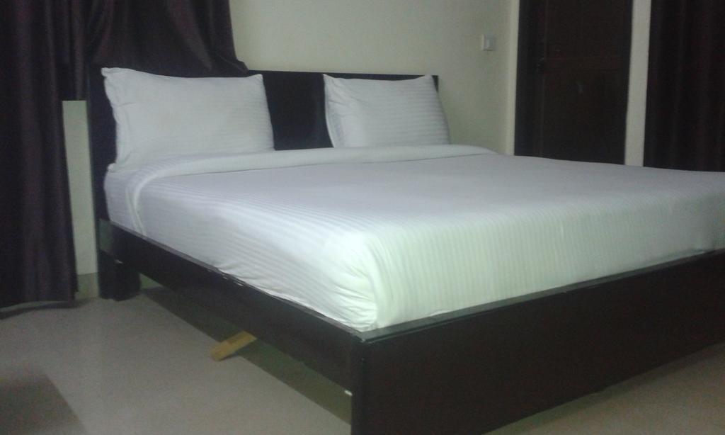Charanpahari Hotel New Delhi Cameră foto